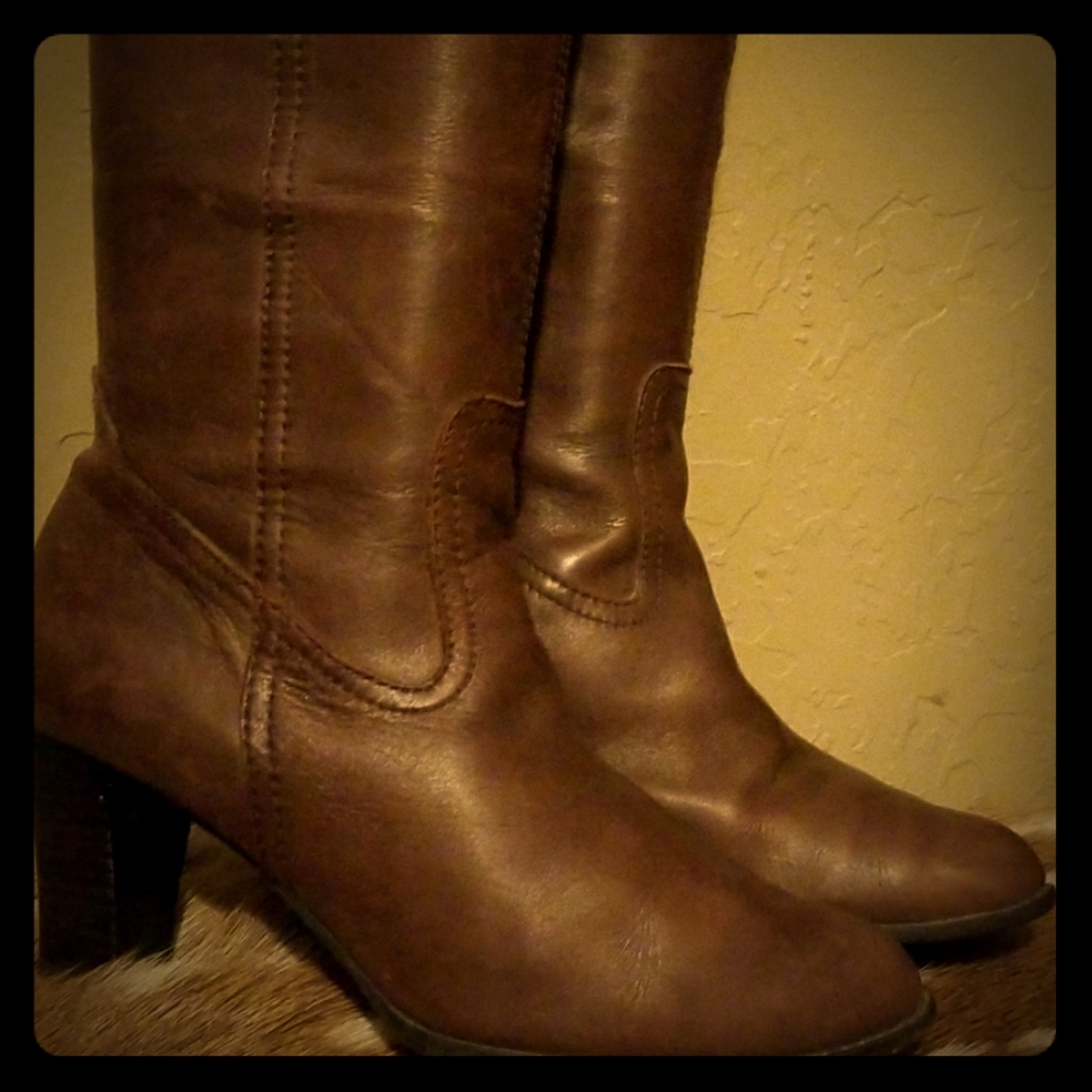 Tall dress boots
